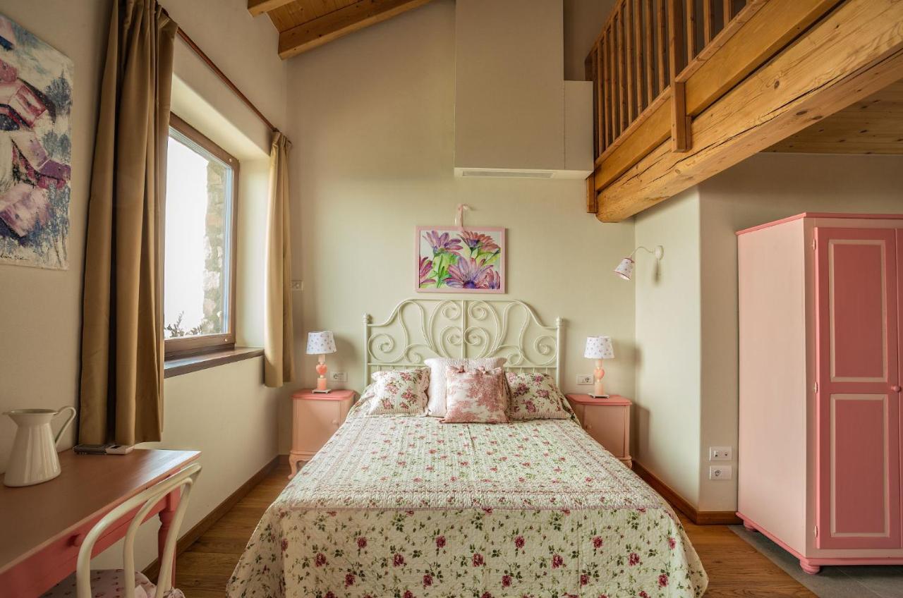 Agriturismo San Genesio Rovagnate 外观 照片